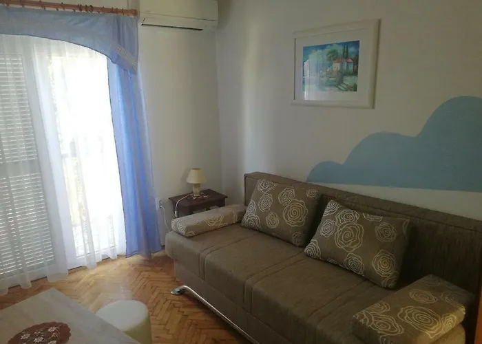 Apartman In *